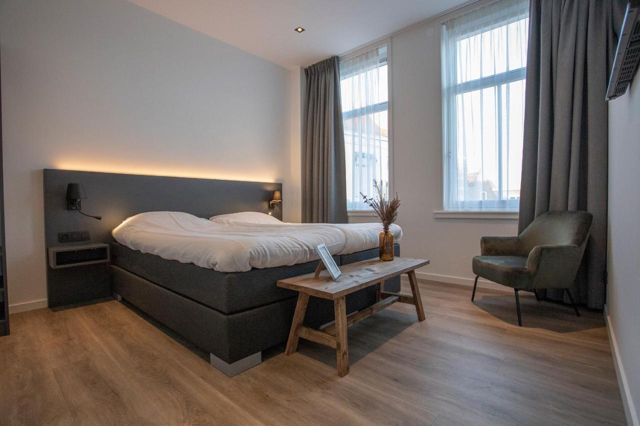 Hotel Tholen Esterno foto