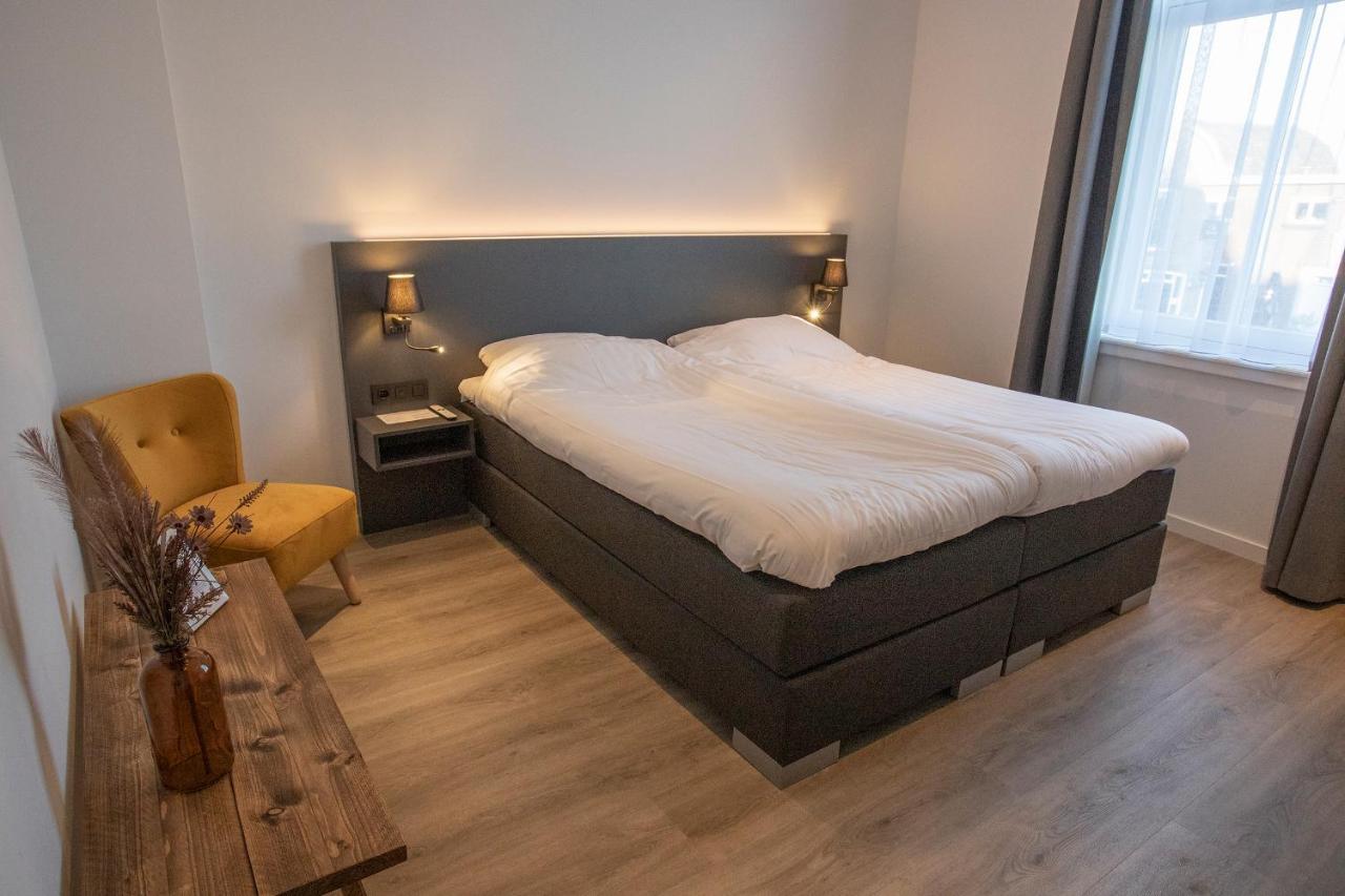 Hotel Tholen Esterno foto